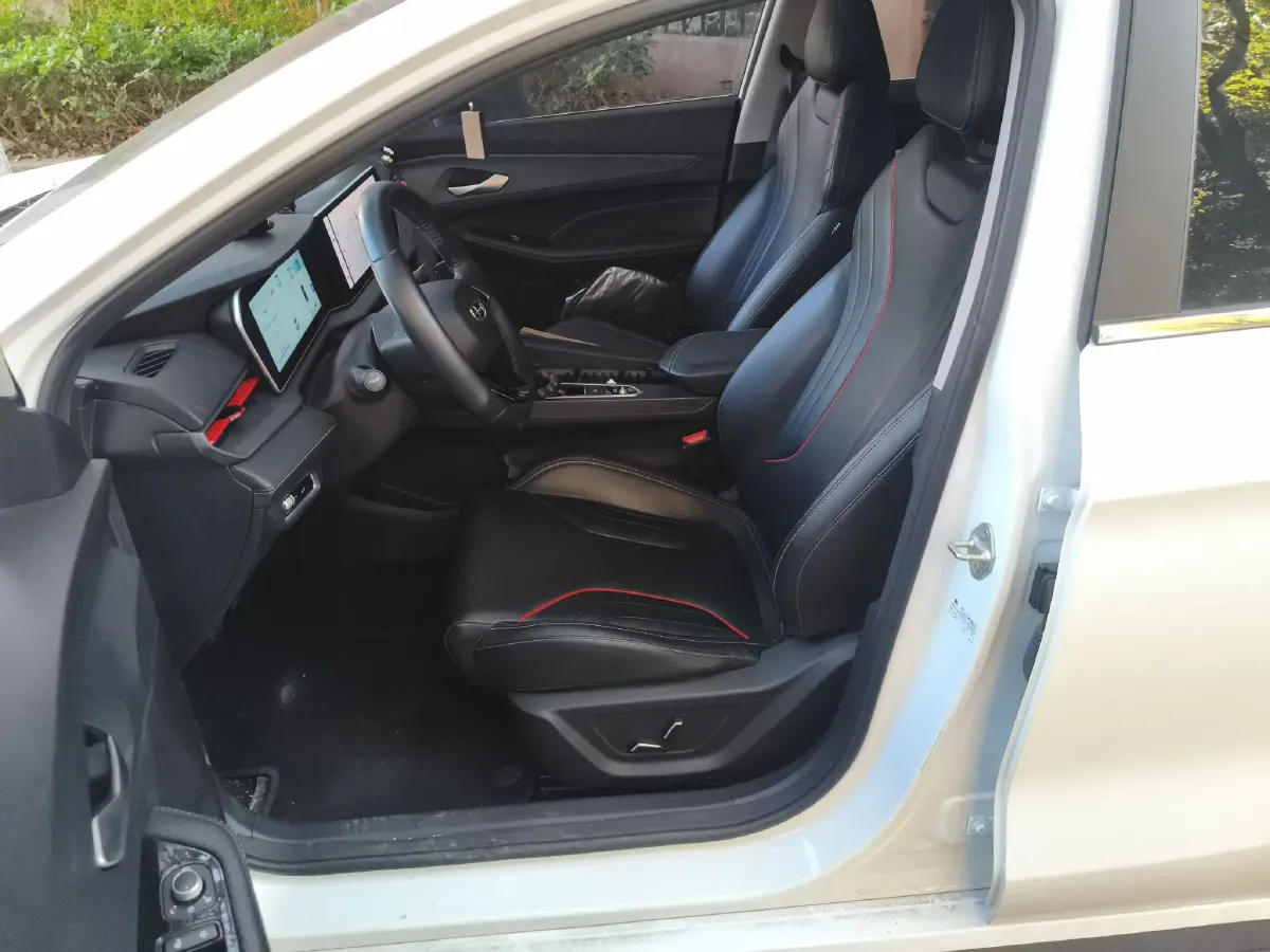 2022 Nissan Sylphy 1.6L 122HP L4 CVT,autocango,china used car exporter,china ev exporter,chinese used car exporter,chinese used ev exporter