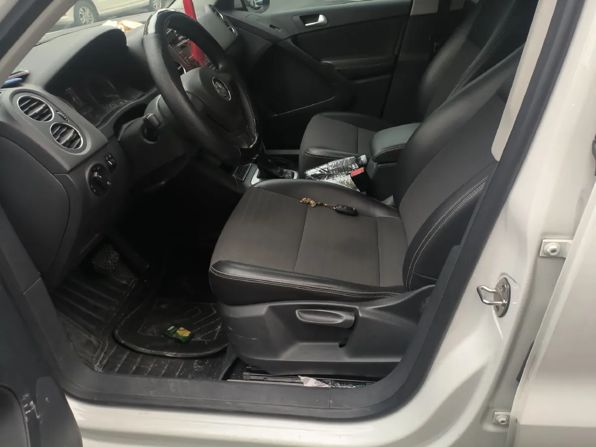 2017 Volkswagen Tiguan 1.8T 160HP L4 6AT,autocango,china used car exporter,china ev exporter,chinese used car exporter,chinese used ev exporter