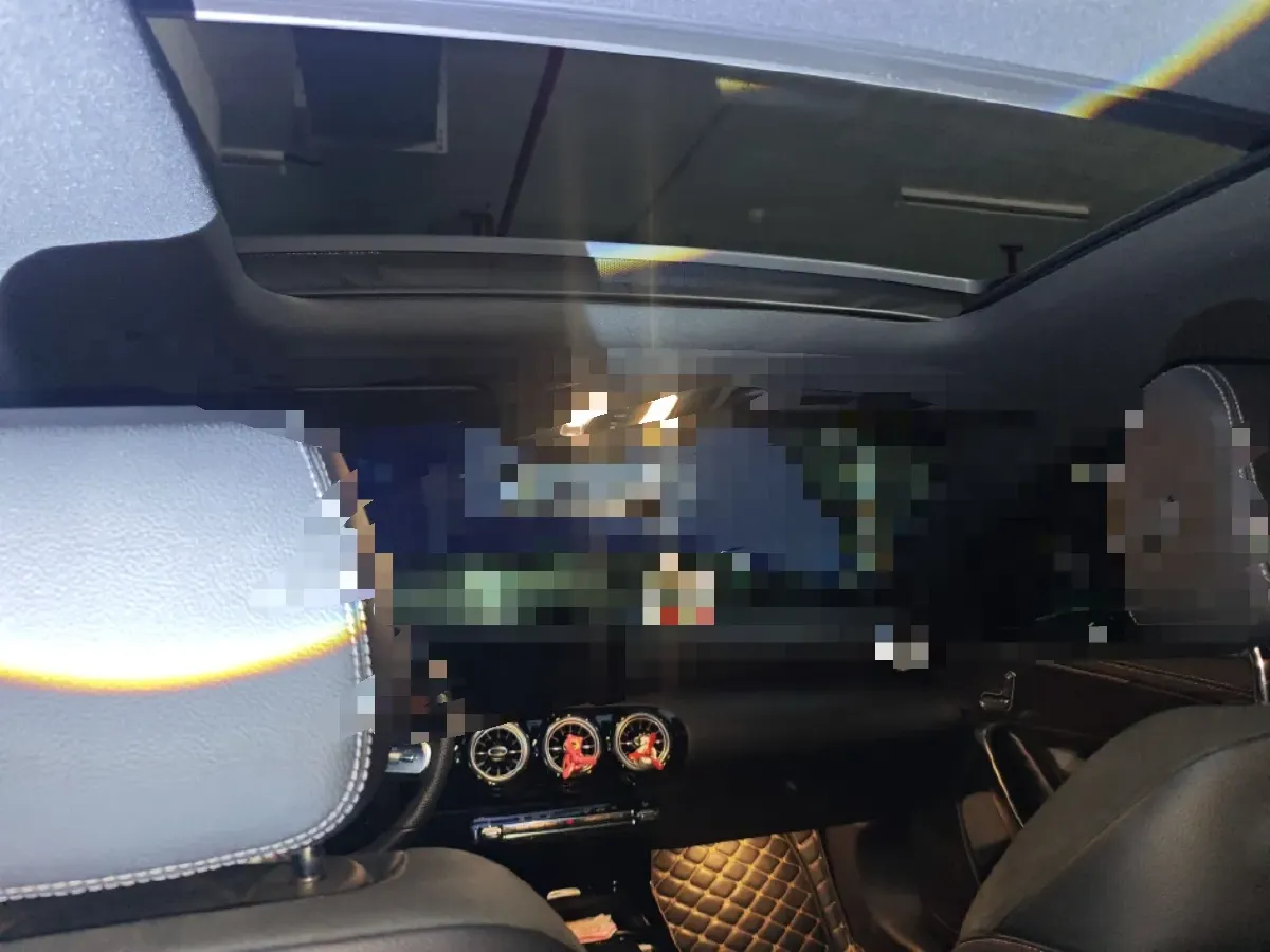 2022 Mercedes-Benz A Class 1.3T 163HP L4 7DCT,autocango,china used car exporter,china ev exporter,chinese used car exporter,chinese used ev exporter