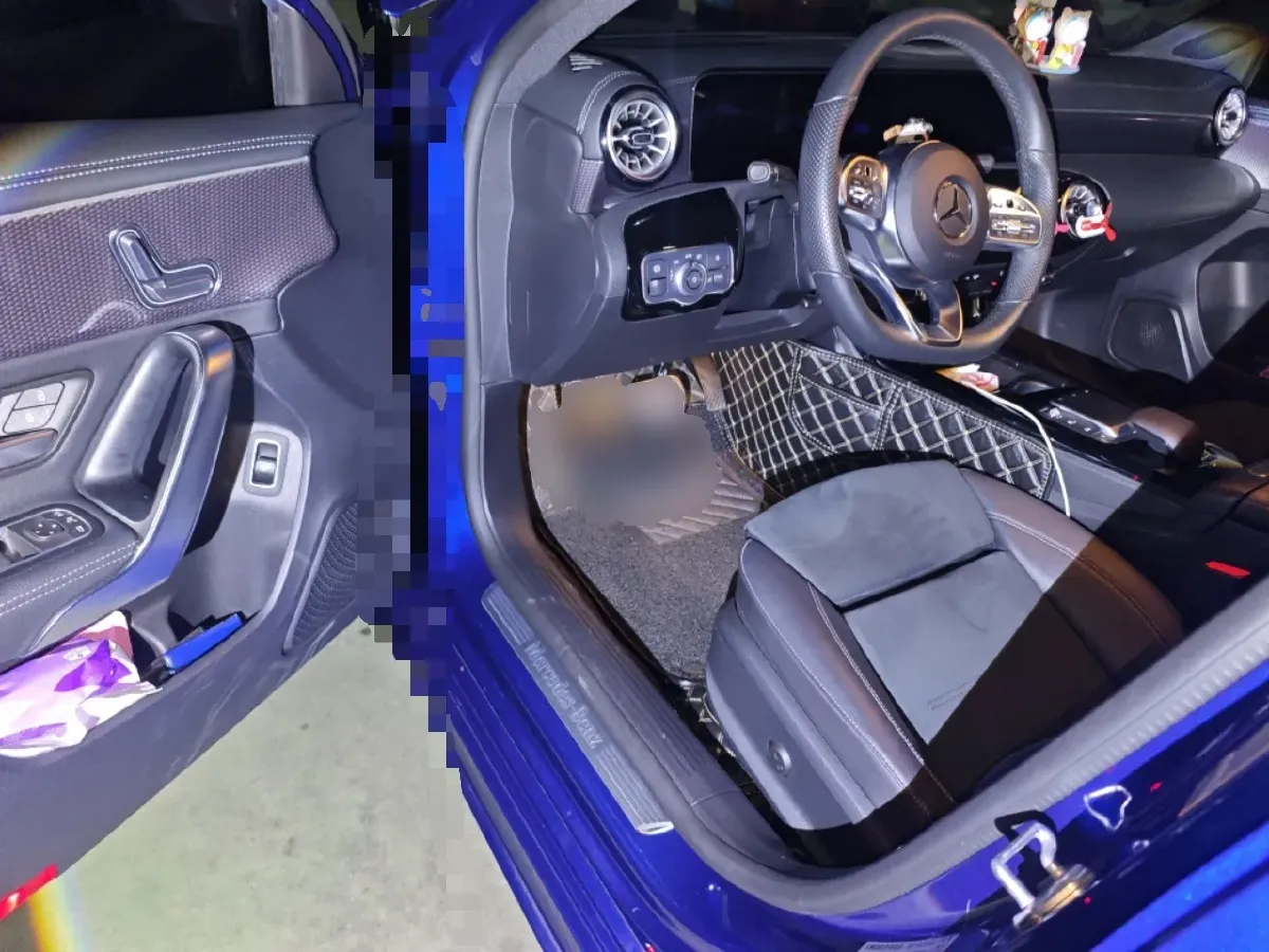 2022 Mercedes-Benz A Class 1.3T 163HP L4 7DCT,autocango,china used car exporter,china ev exporter,chinese used car exporter,chinese used ev exporter