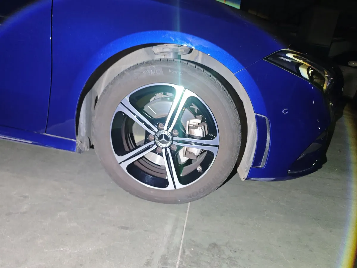 2022 Mercedes-Benz A Class 1.3T 163HP L4 7DCT,autocango,china used car exporter,china ev exporter,chinese used car exporter,chinese used ev exporter