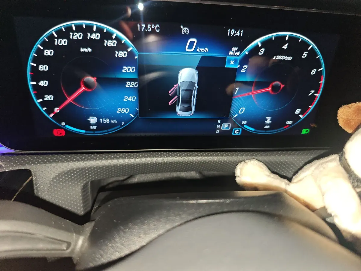 2022 Mercedes-Benz A Class 1.3T 163HP L4 7DCT,autocango,china used car exporter,china ev exporter,chinese used car exporter,chinese used ev exporter