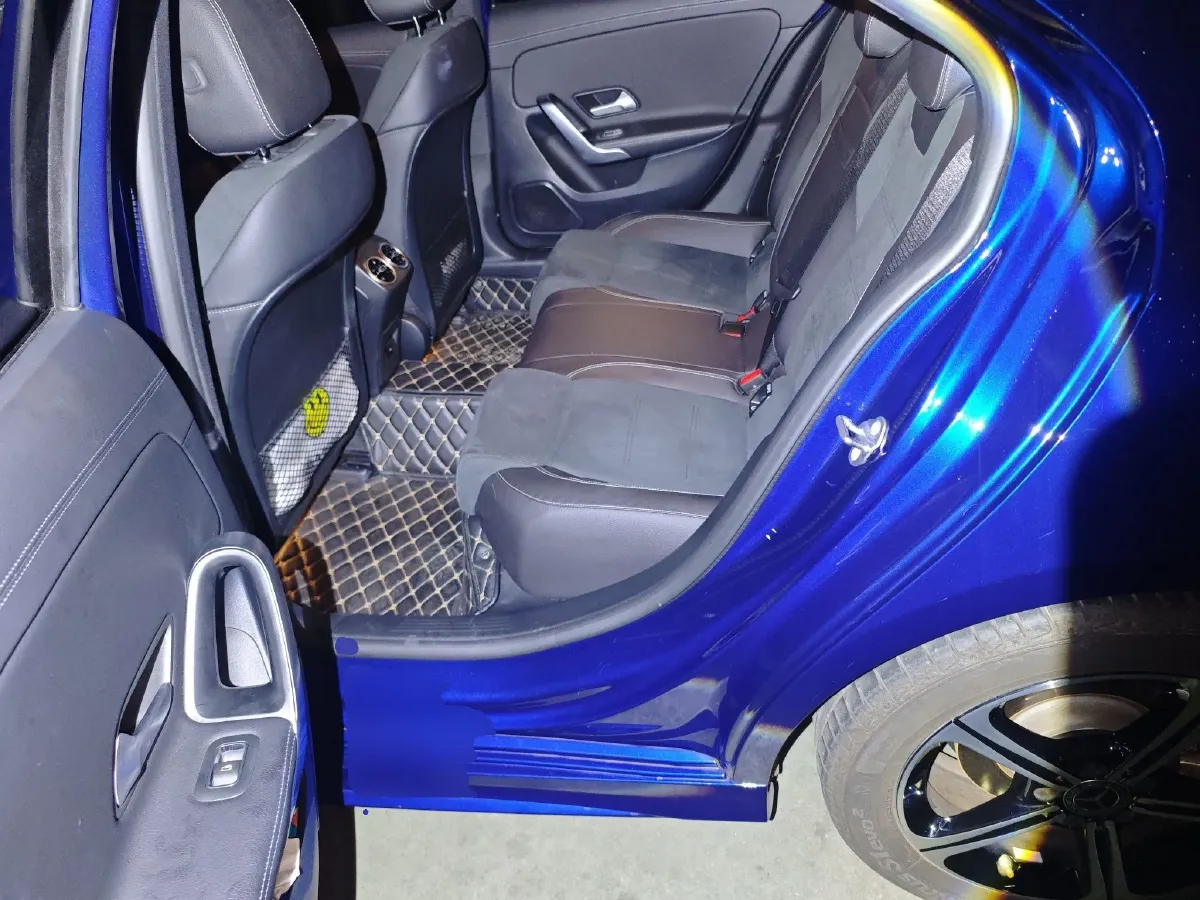 2022 Mercedes-Benz A Class 1.3T 163HP L4 7DCT,autocango,china used car exporter,china ev exporter,chinese used car exporter,chinese used ev exporter