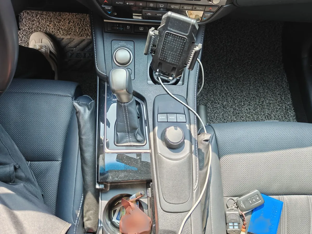 2015 Mercedes-Benz C Class 2.0T 184HP L4 7AT,autocango,china used car exporter,china ev exporter,chinese used car exporter,chinese used ev exporter