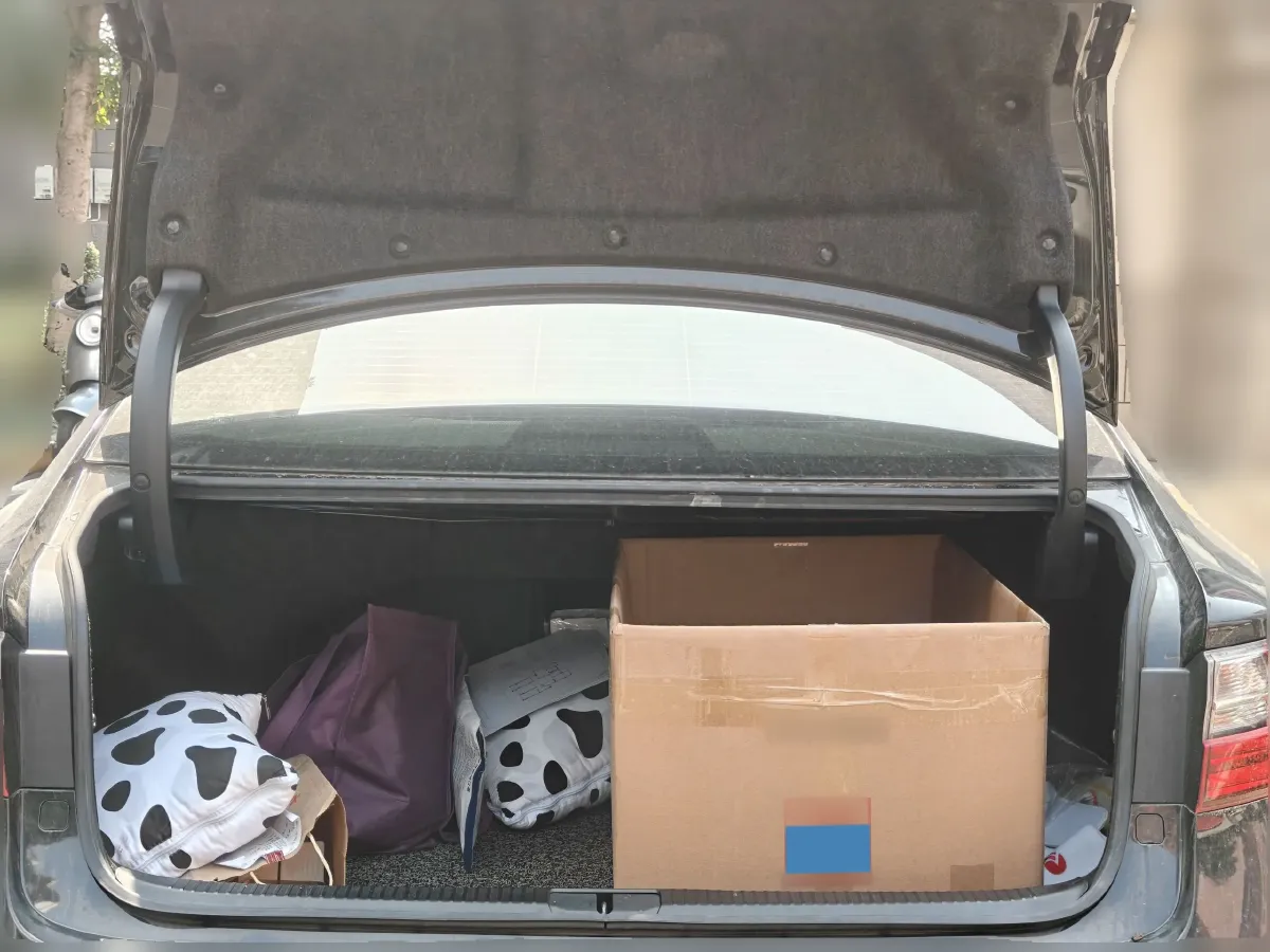 2015 Mercedes-Benz C Class 2.0T 184HP L4 7AT,autocango,china used car exporter,china ev exporter,chinese used car exporter,chinese used ev exporter