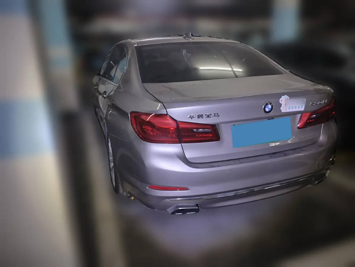 2018 BMW 5 Series 2.0T 252HP L4 8AT,autocango,china used car exporter,china ev exporter,chinese used car exporter,chinese used ev exporter