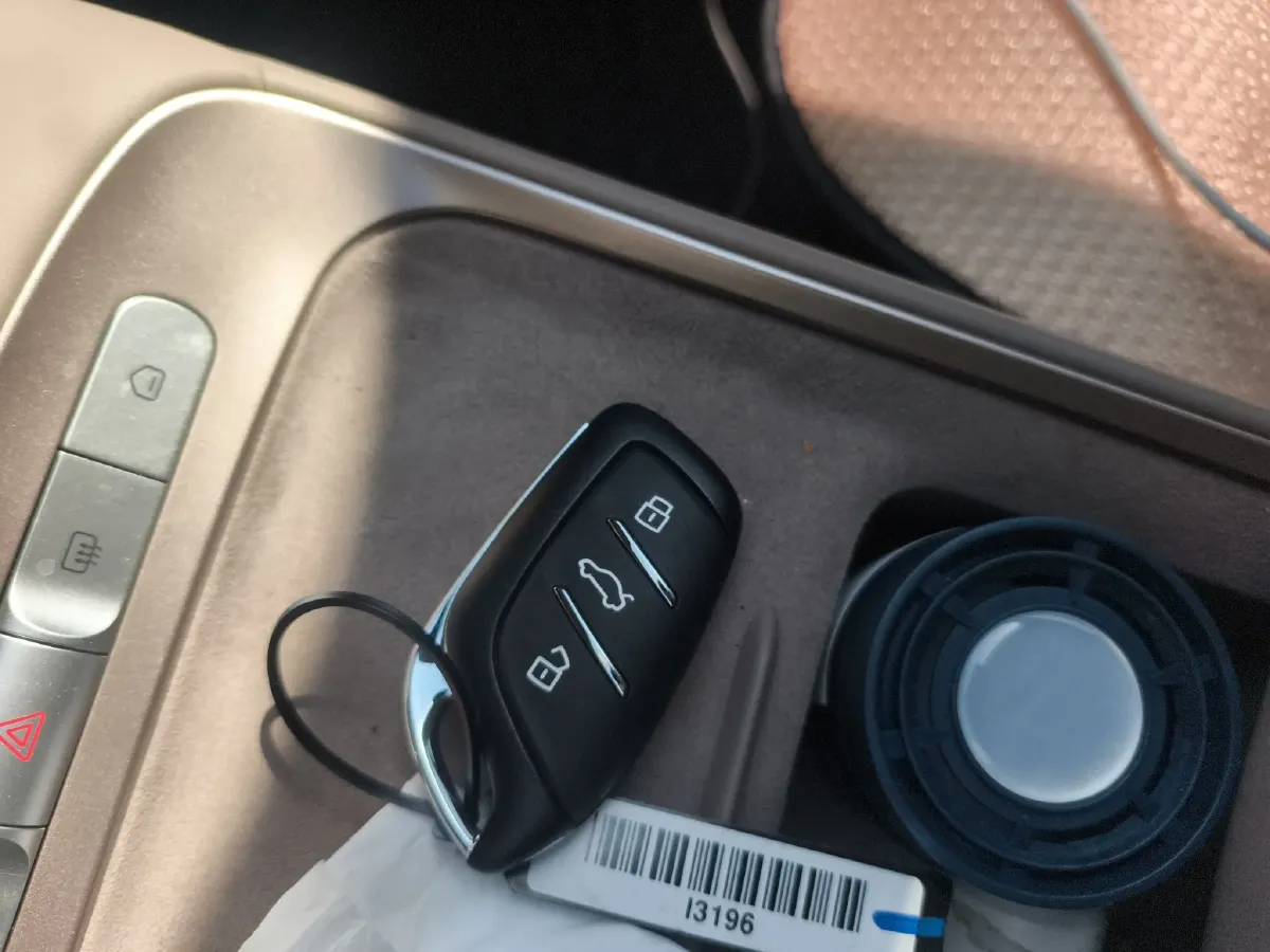 2025 MG MG ES5 BEV 49.1KWH,autocango,china used car exporter,china ev exporter,chinese used car exporter,chinese used ev exporter