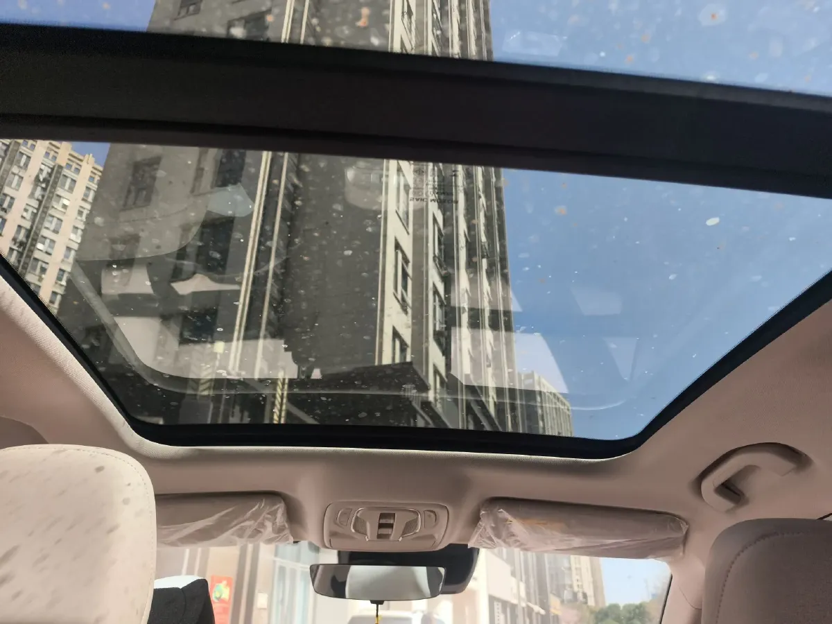 2025 MG MG ES5 BEV 49.1KWH,autocango,china used car exporter,china ev exporter,chinese used car exporter,chinese used ev exporter