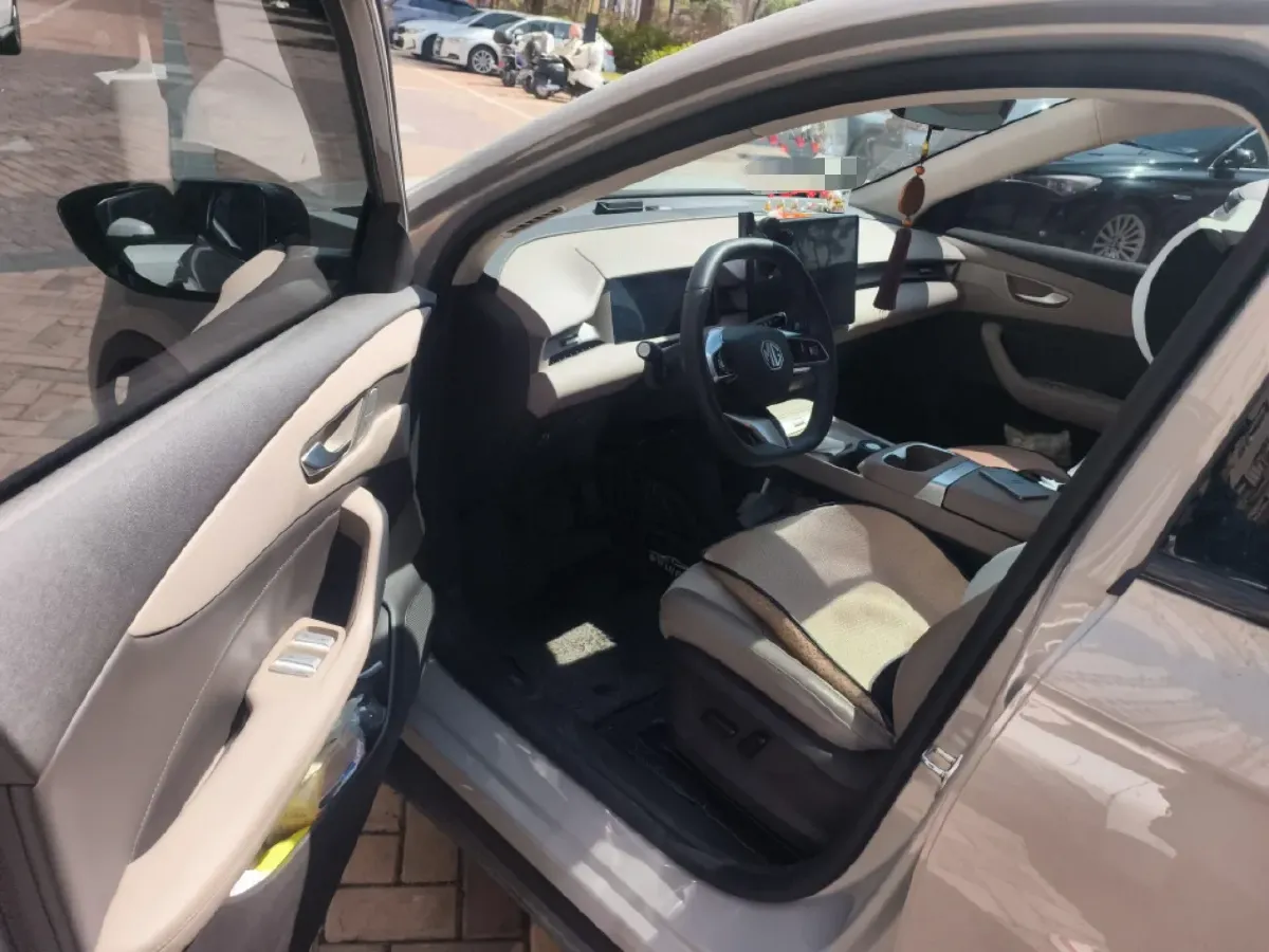 2025 MG MG ES5 BEV 49.1KWH,autocango,china used car exporter,china ev exporter,chinese used car exporter,chinese used ev exporter