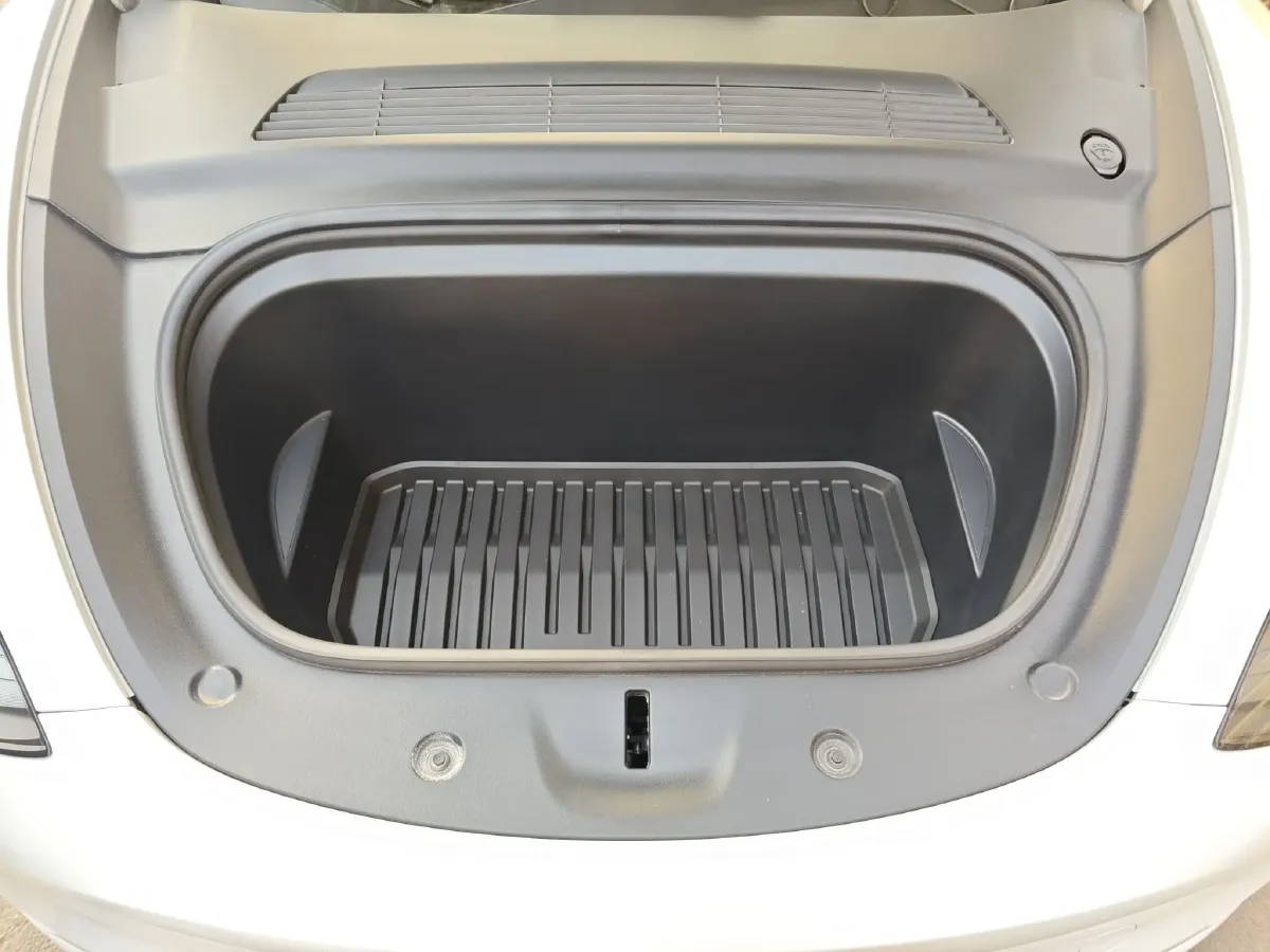 2022 Tesla Model Y BEV 60KWH,autocango,china used car exporter,china ev exporter,chinese used car exporter,chinese used ev exporter