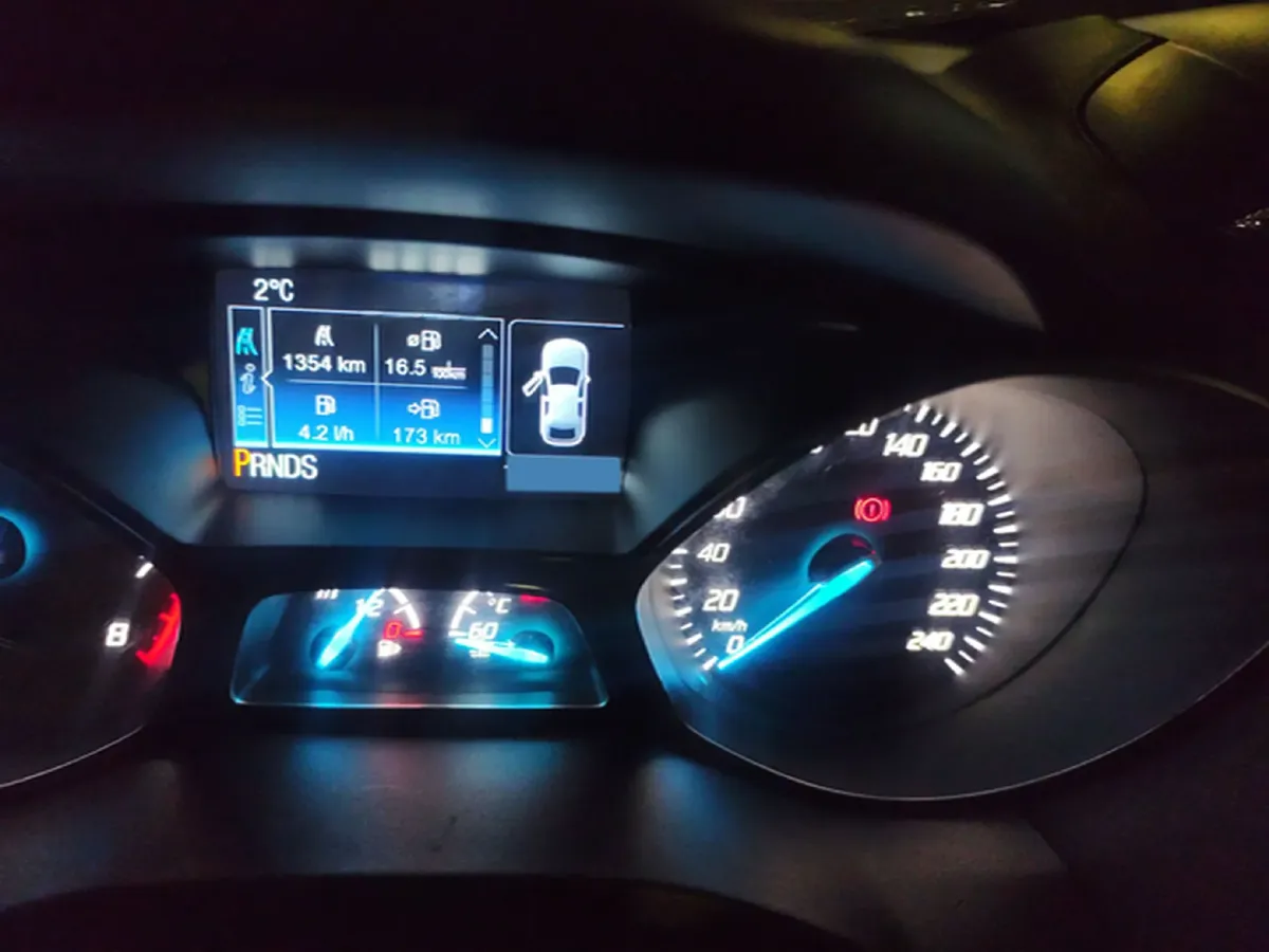 2013 Ford Kuga 2.0T 242HP L4 6AT,autocango,china used car exporter,china ev exporter,chinese used car exporter,chinese used ev exporter