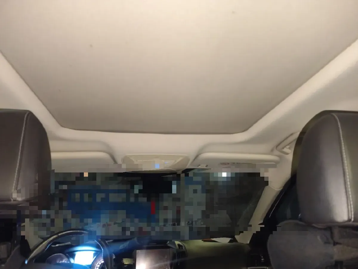 2013 Ford Kuga 2.0T 242HP L4 6AT,autocango,china used car exporter,china ev exporter,chinese used car exporter,chinese used ev exporter