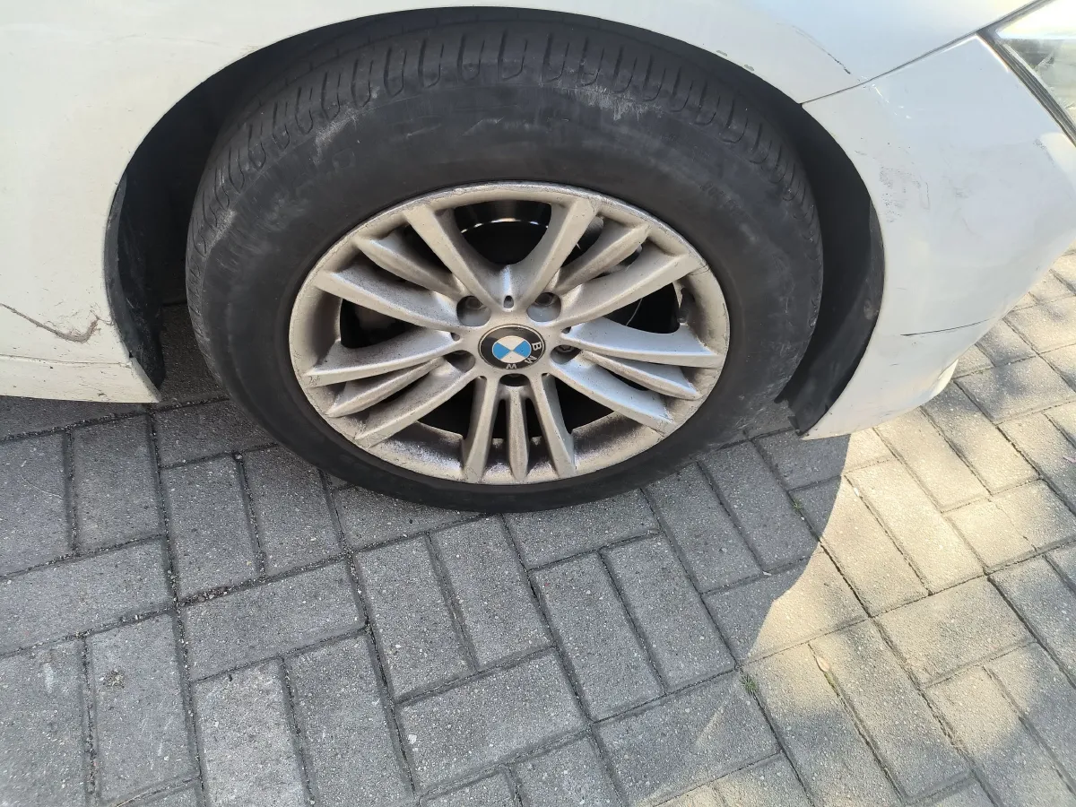 2015 BMW 3 Series 1.6T 136HP L4 8AT,autocango,china used car exporter,china ev exporter,chinese used car exporter,chinese used ev exporter