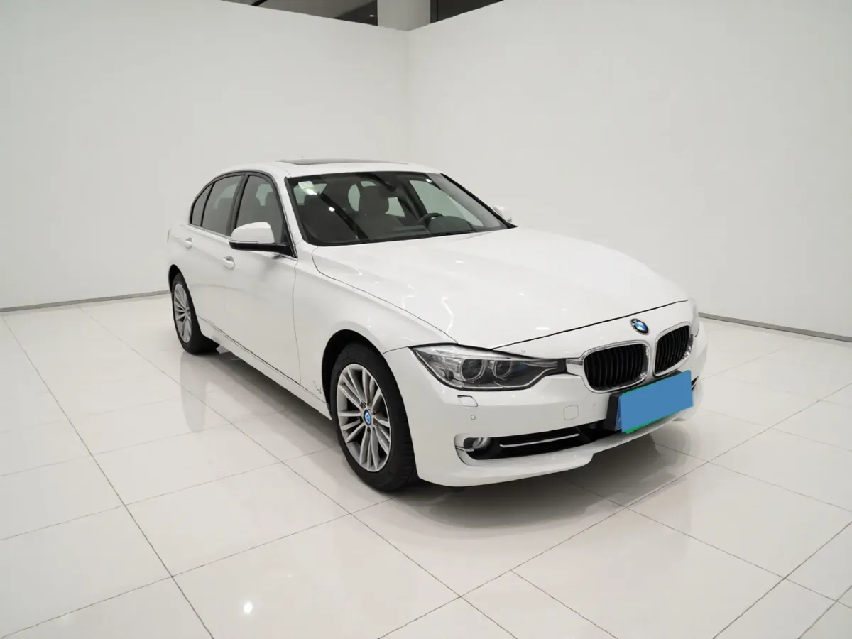 2015 BMW 3 Series 1.6T 136HP L4 8AT,autocango,china used car exporter,china ev exporter,chinese used car exporter,chinese used ev exporter