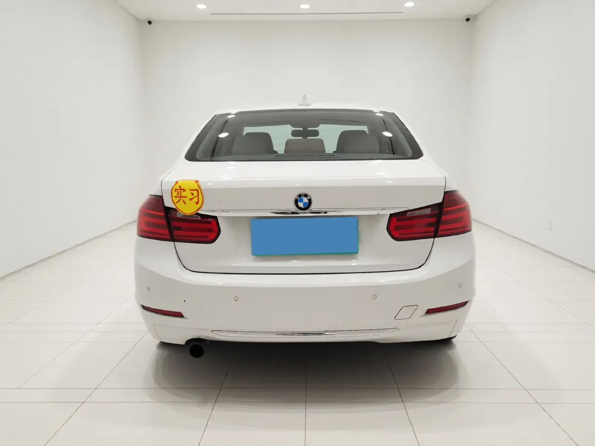 2015 BMW 3 Series 1.6T 136HP L4 8AT,autocango,china used car exporter,china ev exporter,chinese used car exporter,chinese used ev exporter