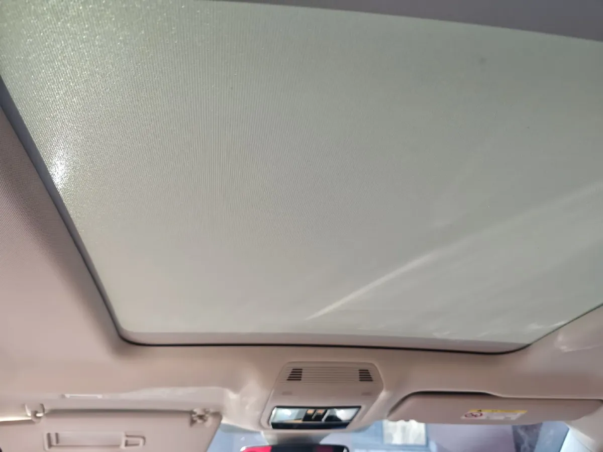 2023 Volkswagen Tavendor 2.0T 220HP L4 7DCT,autocango,china used car exporter,china ev exporter,chinese used car exporter,chinese used ev exporter