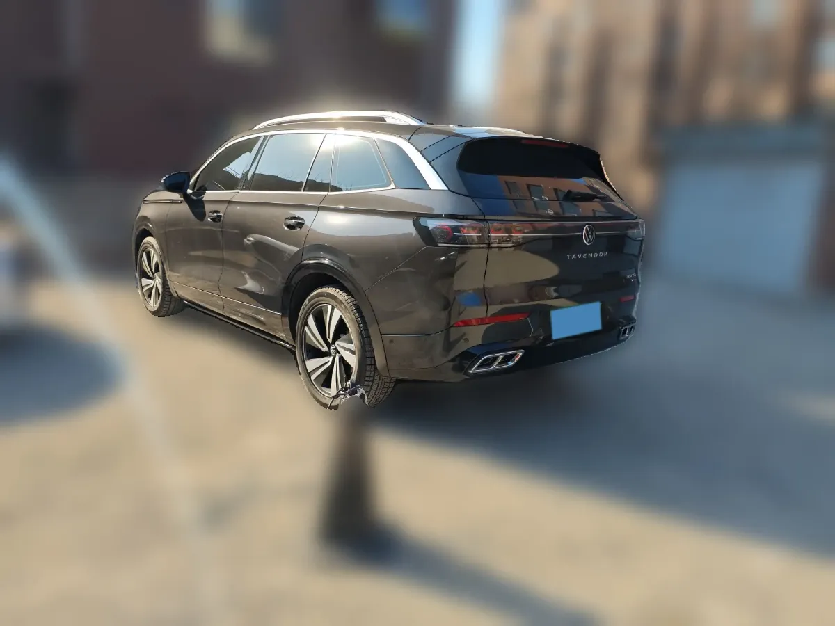 2023 Volkswagen Tavendor 2.0T 220HP L4 7DCT,autocango,china used car exporter,china ev exporter,chinese used car exporter,chinese used ev exporter