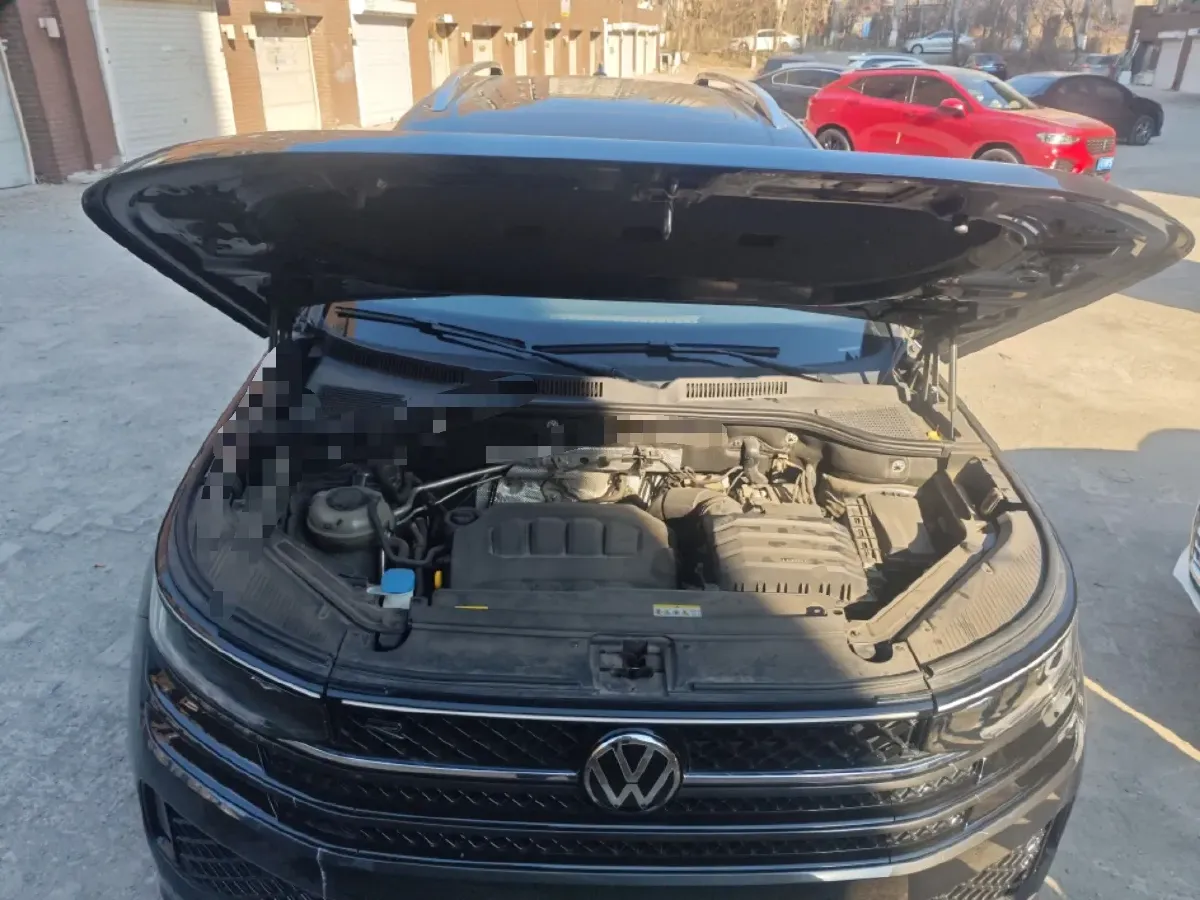 2023 Volkswagen Tavendor 2.0T 220HP L4 7DCT,autocango,china used car exporter,china ev exporter,chinese used car exporter,chinese used ev exporter