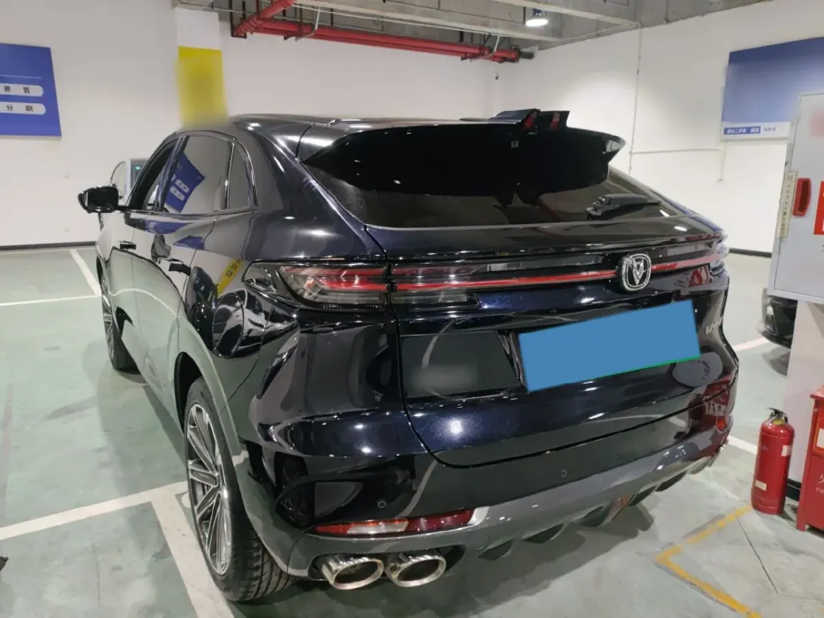 2021 ChangAn UNI-K 2.0T 233HP L4 8AT,autocango,china used car exporter,china ev exporter,chinese used car exporter,chinese used ev exporter