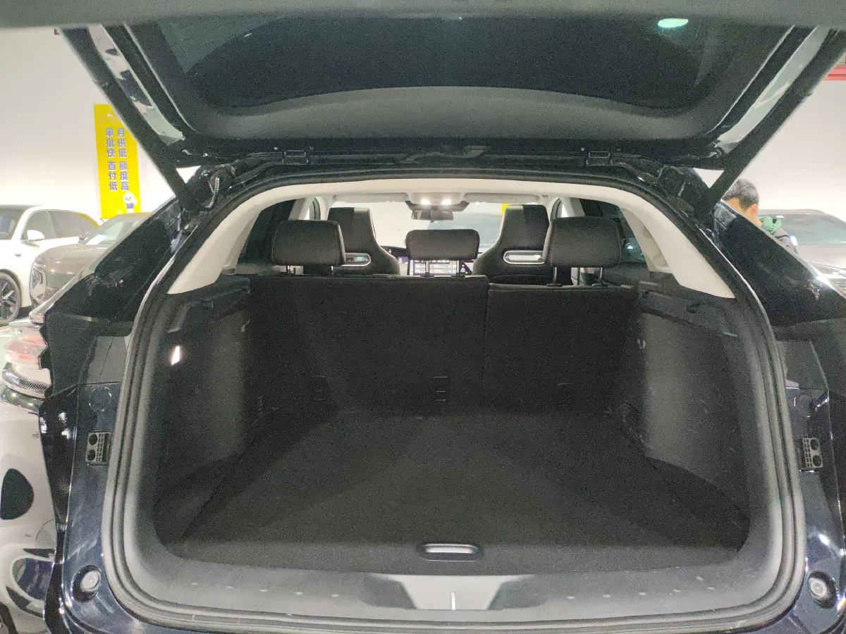 2021 ChangAn UNI-K 2.0T 233HP L4 8AT,autocango,china used car exporter,china ev exporter,chinese used car exporter,chinese used ev exporter