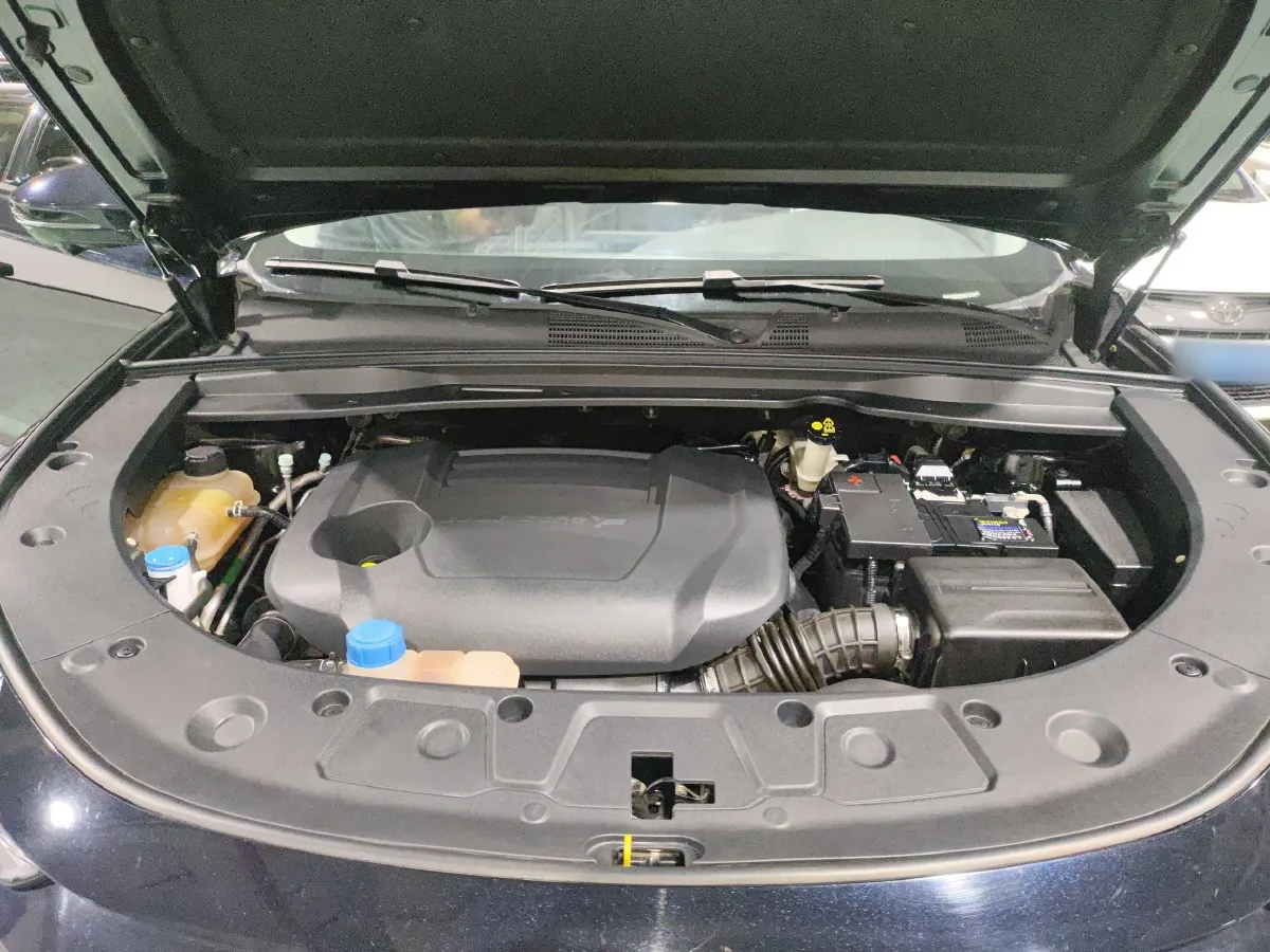 2021 ChangAn UNI-K 2.0T 233HP L4 8AT,autocango,china used car exporter,china ev exporter,chinese used car exporter,chinese used ev exporter