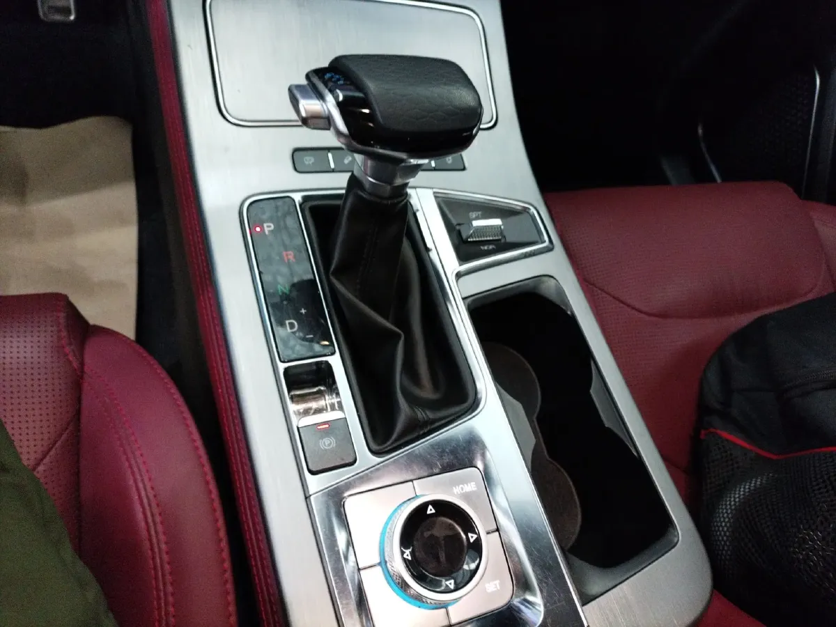 2021 Jetour X70 Plus 1.6T 197HP L4 7DCT,autocango,china used car exporter,china ev exporter,chinese used car exporter,chinese used ev exporter