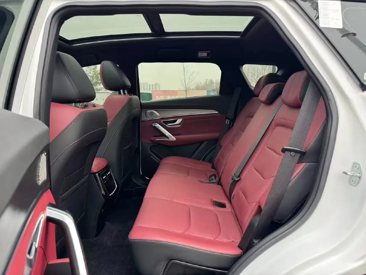 2021 Jetour X70 Plus 1.6T 197HP L4 7DCT,autocango,china used car exporter,china ev exporter,chinese used car exporter,chinese used ev exporter