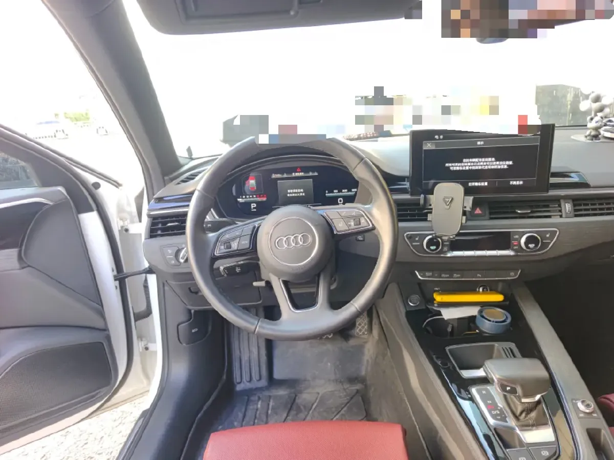 2023 Audi A4L 2.0T 190HP L4 7DCT,autocango,china used car exporter,china ev exporter,chinese used car exporter,chinese used ev exporter