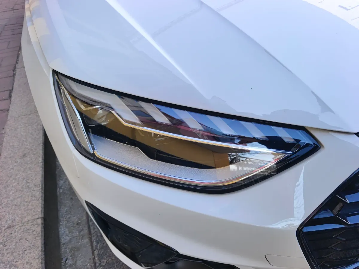 2023 Audi A4L 2.0T 190HP L4 7DCT,autocango,china used car exporter,china ev exporter,chinese used car exporter,chinese used ev exporter