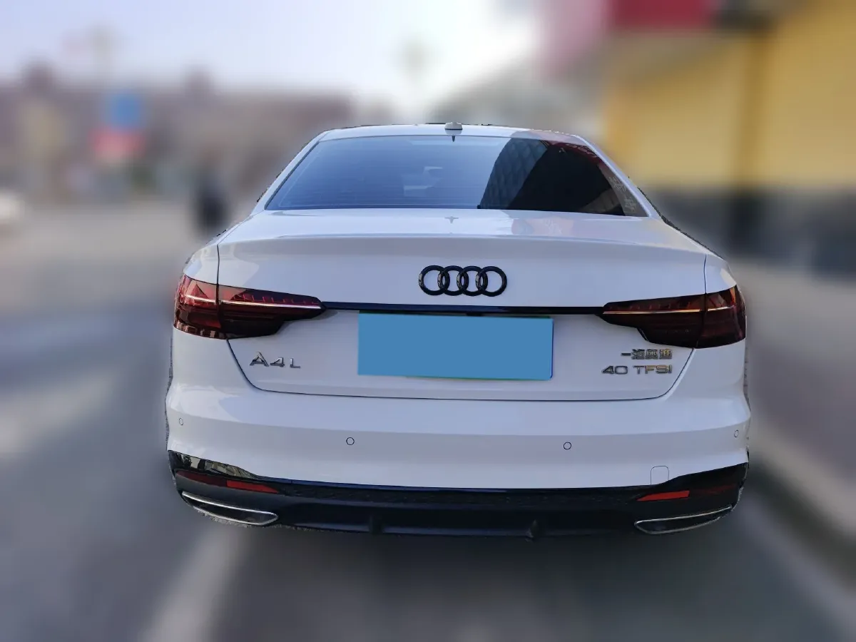2023 Audi A4L 2.0T 190HP L4 7DCT,autocango,china used car exporter,china ev exporter,chinese used car exporter,chinese used ev exporter
