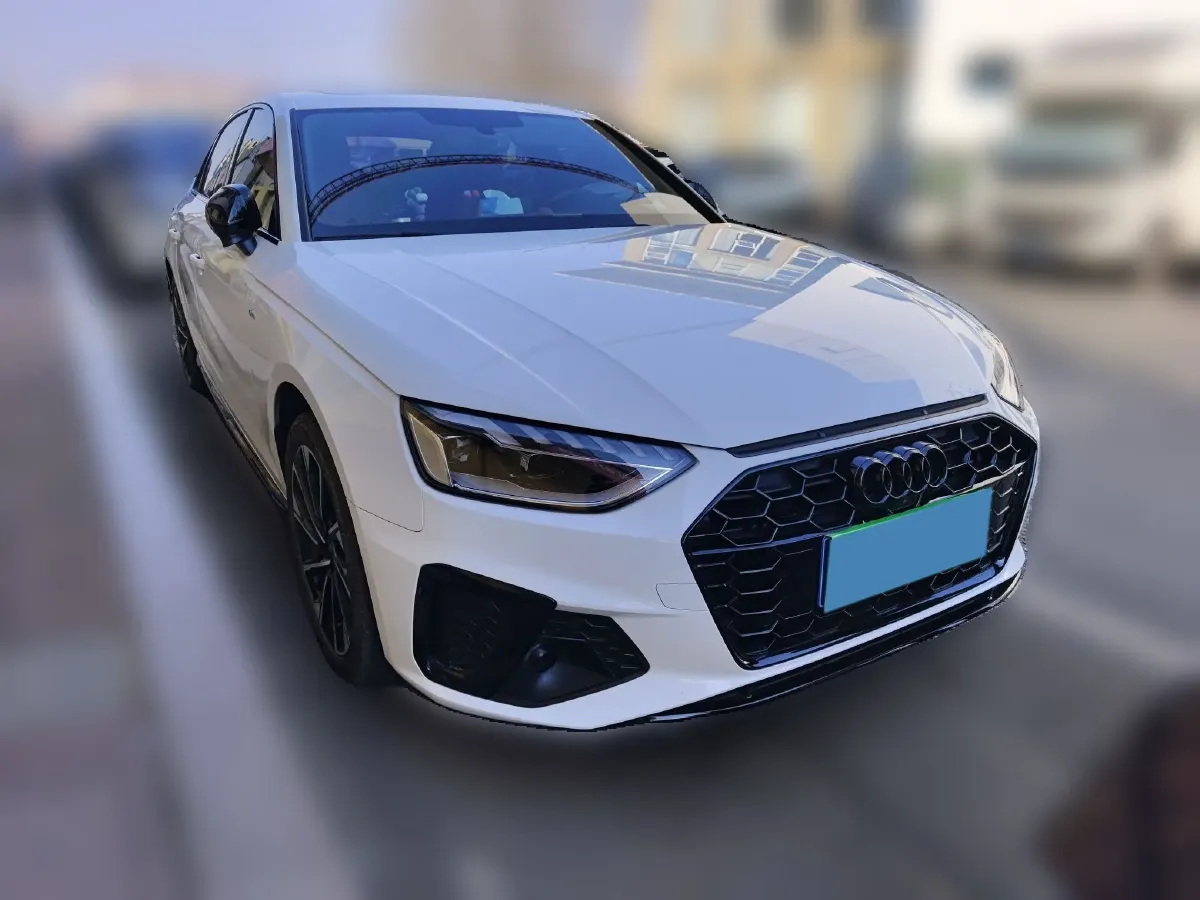 2023 Audi A4L 2.0T 190HP L4 7DCT,autocango,china used car exporter,china ev exporter,chinese used car exporter,chinese used ev exporter