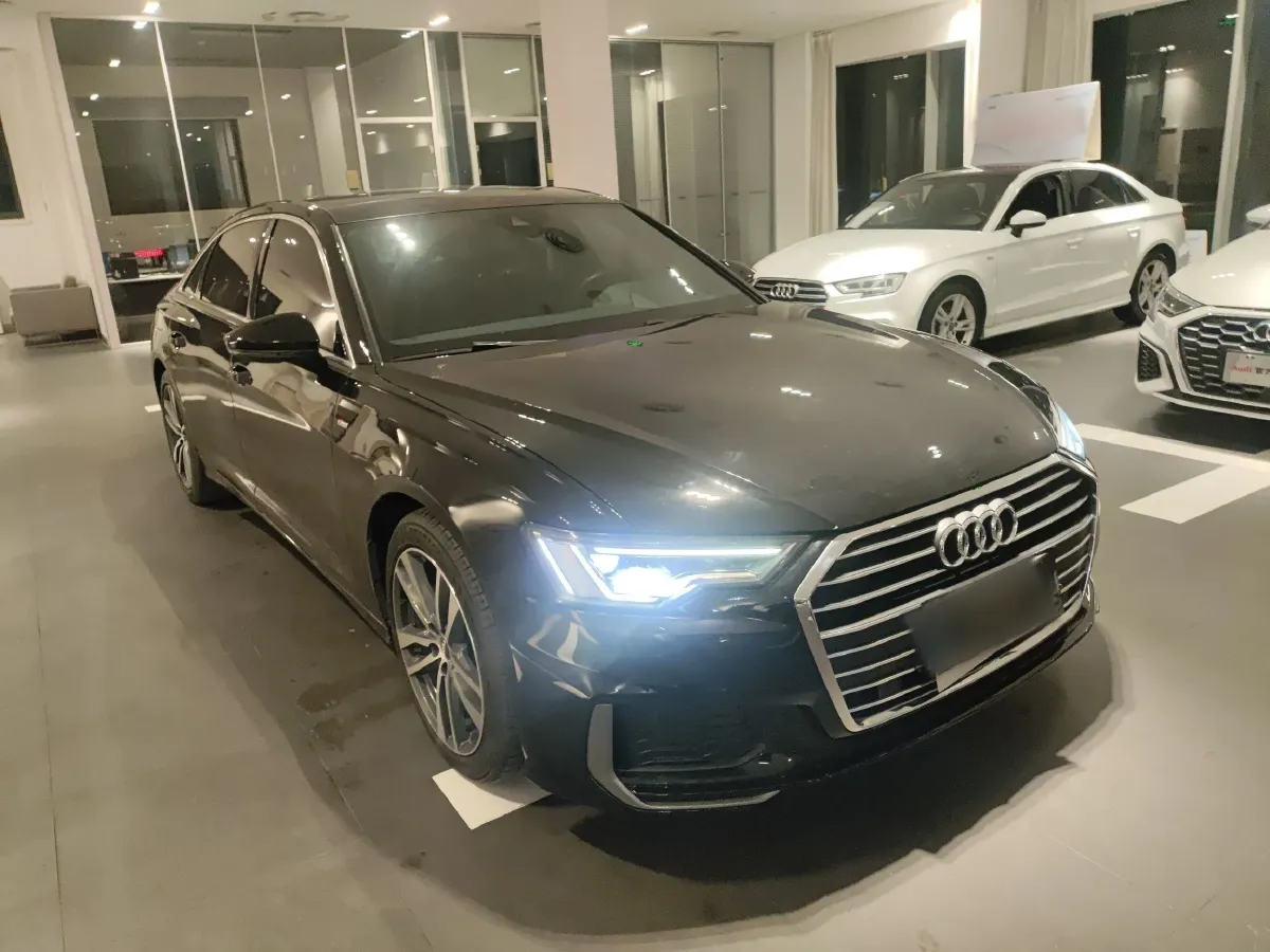 2019 Audi A6L 2.0T 190HP L4 7DCT,autocango,china used car exporter,china ev exporter,chinese used car exporter,chinese used ev exporter
