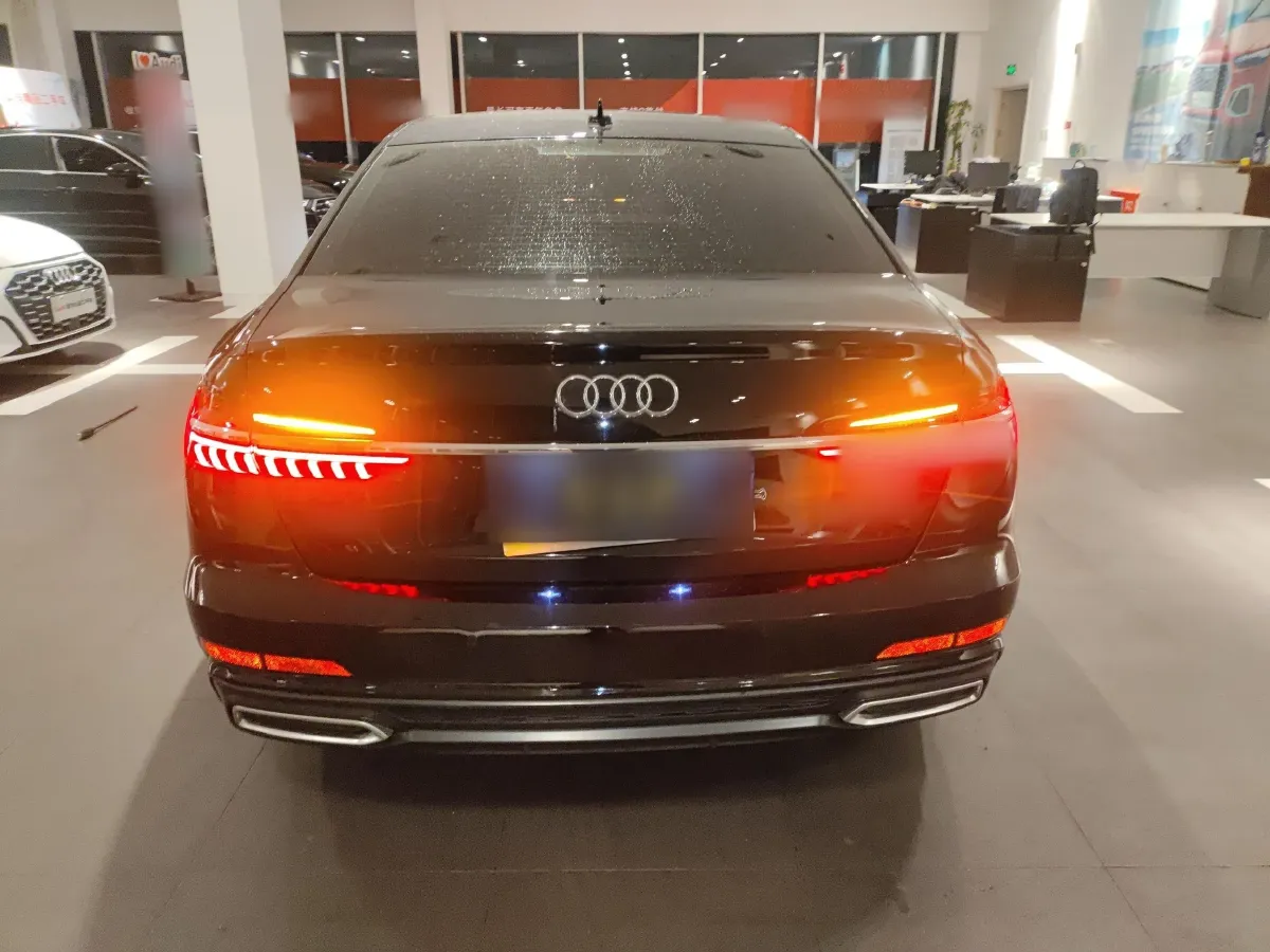 2019 Audi A6L 2.0T 190HP L4 7DCT,autocango,china used car exporter,china ev exporter,chinese used car exporter,chinese used ev exporter