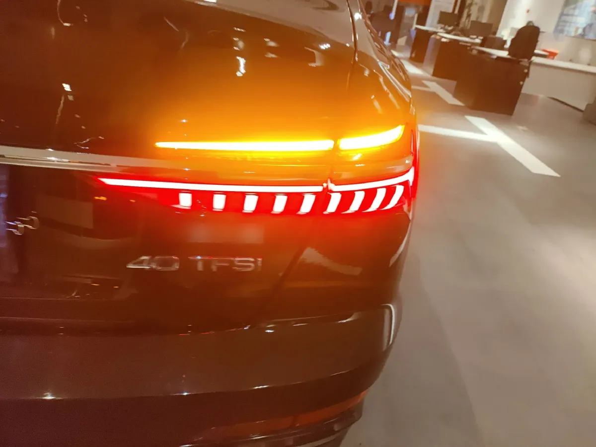 2019 Audi A6L 2.0T 190HP L4 7DCT,autocango,china used car exporter,china ev exporter,chinese used car exporter,chinese used ev exporter