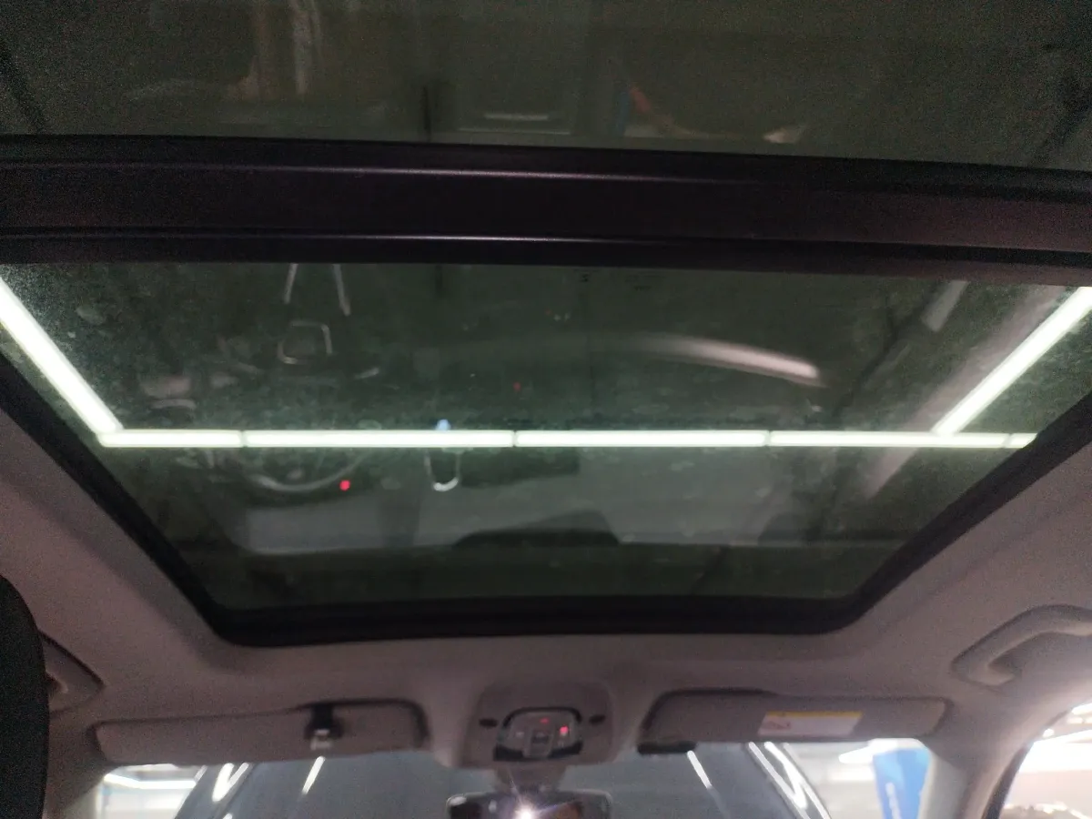 2020 Audi Q5L 2.0T 190HP L4 7DCT,autocango,china used car exporter,china ev exporter,chinese used car exporter,chinese used ev exporter