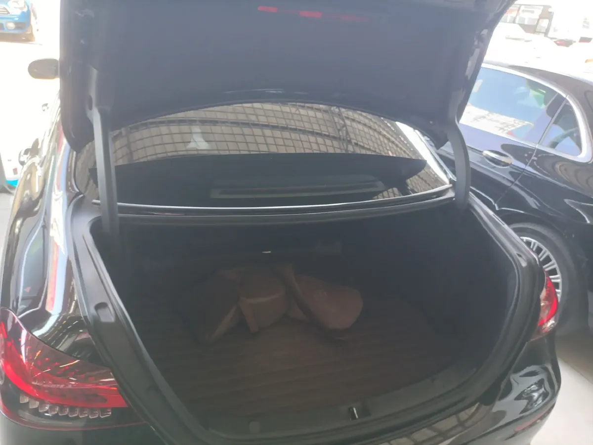 2023 Mercedes-Benz E Class 2.0T 258HP L4 9AT,autocango,china used car exporter,china ev exporter,chinese used car exporter,chinese used ev exporter