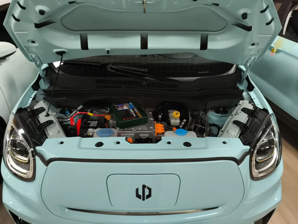 2025 Leapmotor T03 BEV 41.3KWH,autocango,china used car exporter,china ev exporter,chinese used car exporter,chinese used ev exporter