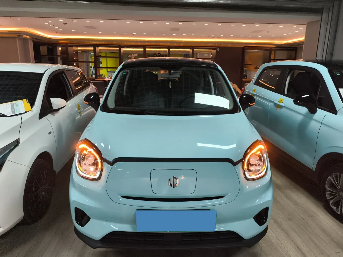 2025 Leapmotor T03 BEV 41.3KWH,autocango,china used car exporter,china ev exporter,chinese used car exporter,chinese used ev exporter