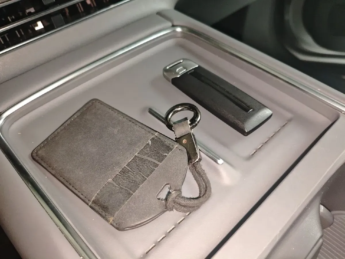 2025 Xpeng G6 BEV 68.5KWH,autocango,china used car exporter,china ev exporter,chinese used car exporter,chinese used ev exporter