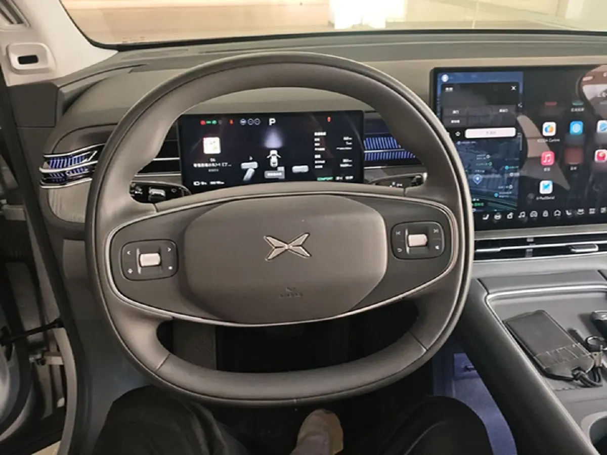 2025 Xpeng G6 BEV 68.5KWH,autocango,china used car exporter,china ev exporter,chinese used car exporter,chinese used ev exporter