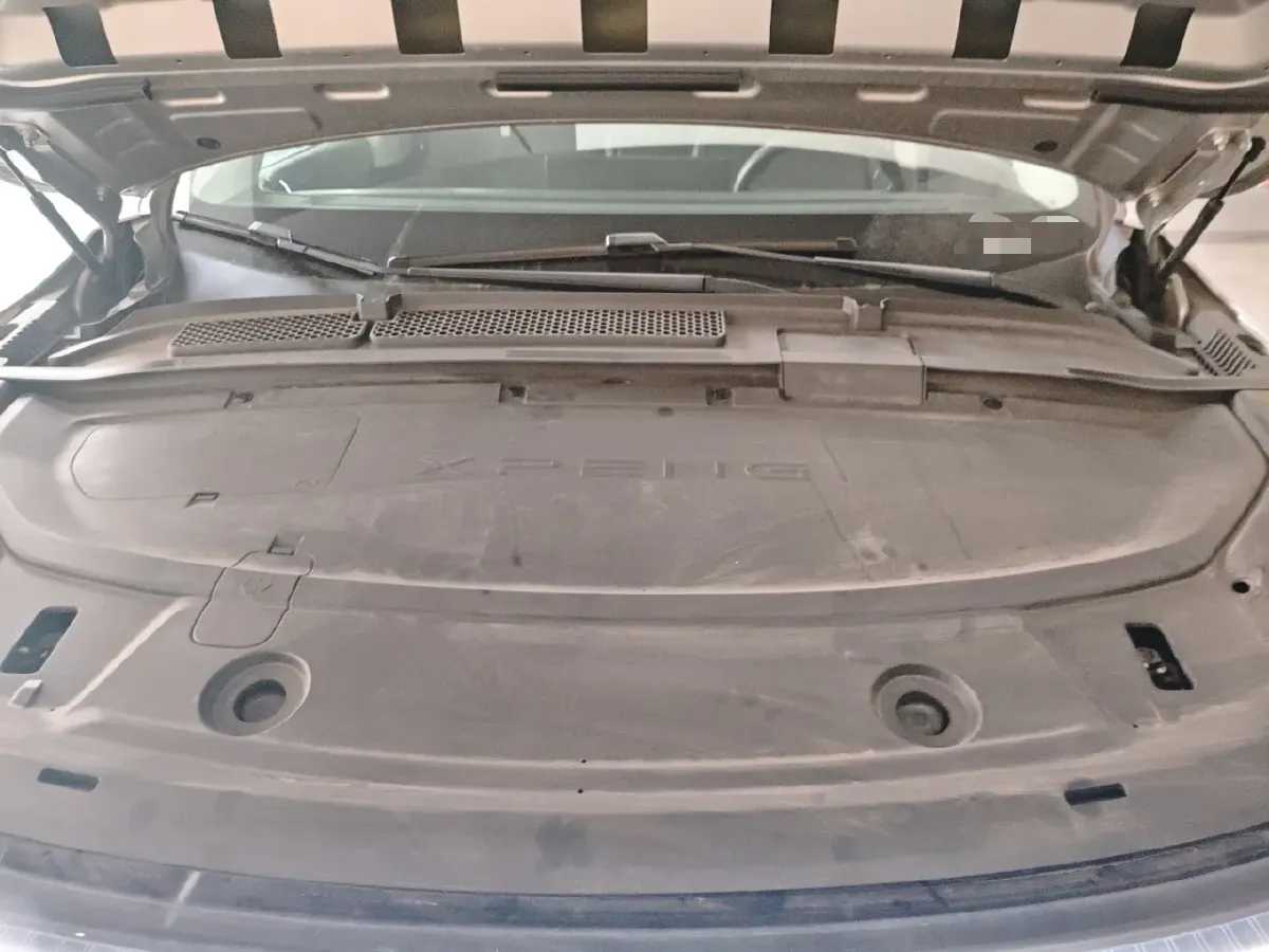 2025 Xpeng G6 BEV 68.5KWH,autocango,china used car exporter,china ev exporter,chinese used car exporter,chinese used ev exporter