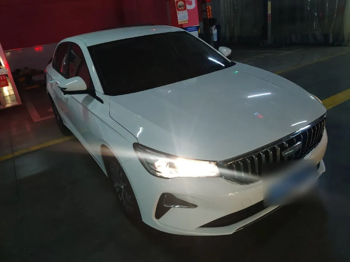 2025 Geely Emgrand 1.5L 127HP L4 CVT,autocango,china used car exporter,china ev exporter,chinese used car exporter,chinese used ev exporter