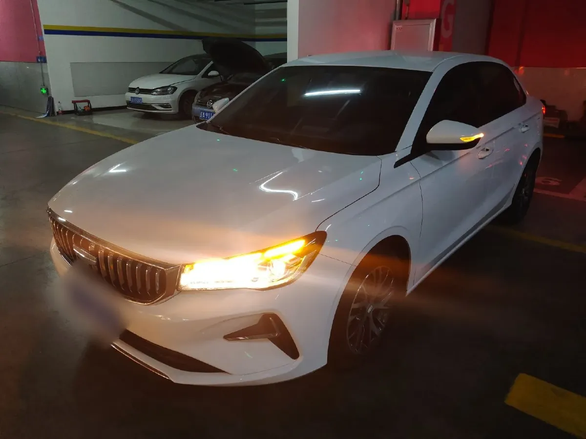 2025 Geely Emgrand 1.5L 127HP L4 CVT,autocango,china used car exporter,china ev exporter,chinese used car exporter,chinese used ev exporter