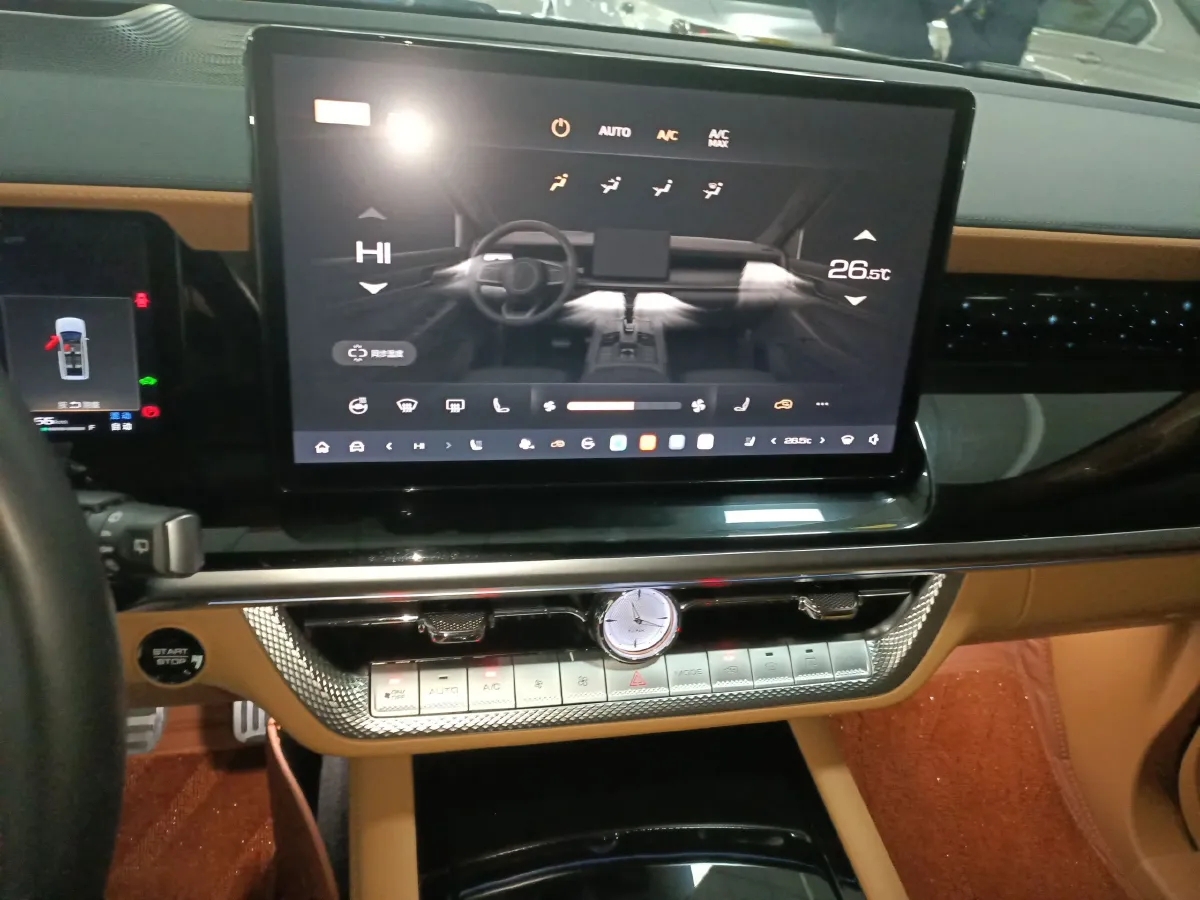 2023 Tank 500 2.0T 252HP L4 9AT PHEV 37.1KWH,autocango,china used car exporter,china ev exporter,chinese used car exporter,chinese used ev exporter