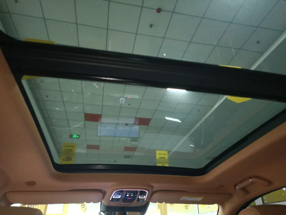 2023 Tank 500 2.0T 252HP L4 9AT PHEV 37.1KWH,autocango,china used car exporter,china ev exporter,chinese used car exporter,chinese used ev exporter