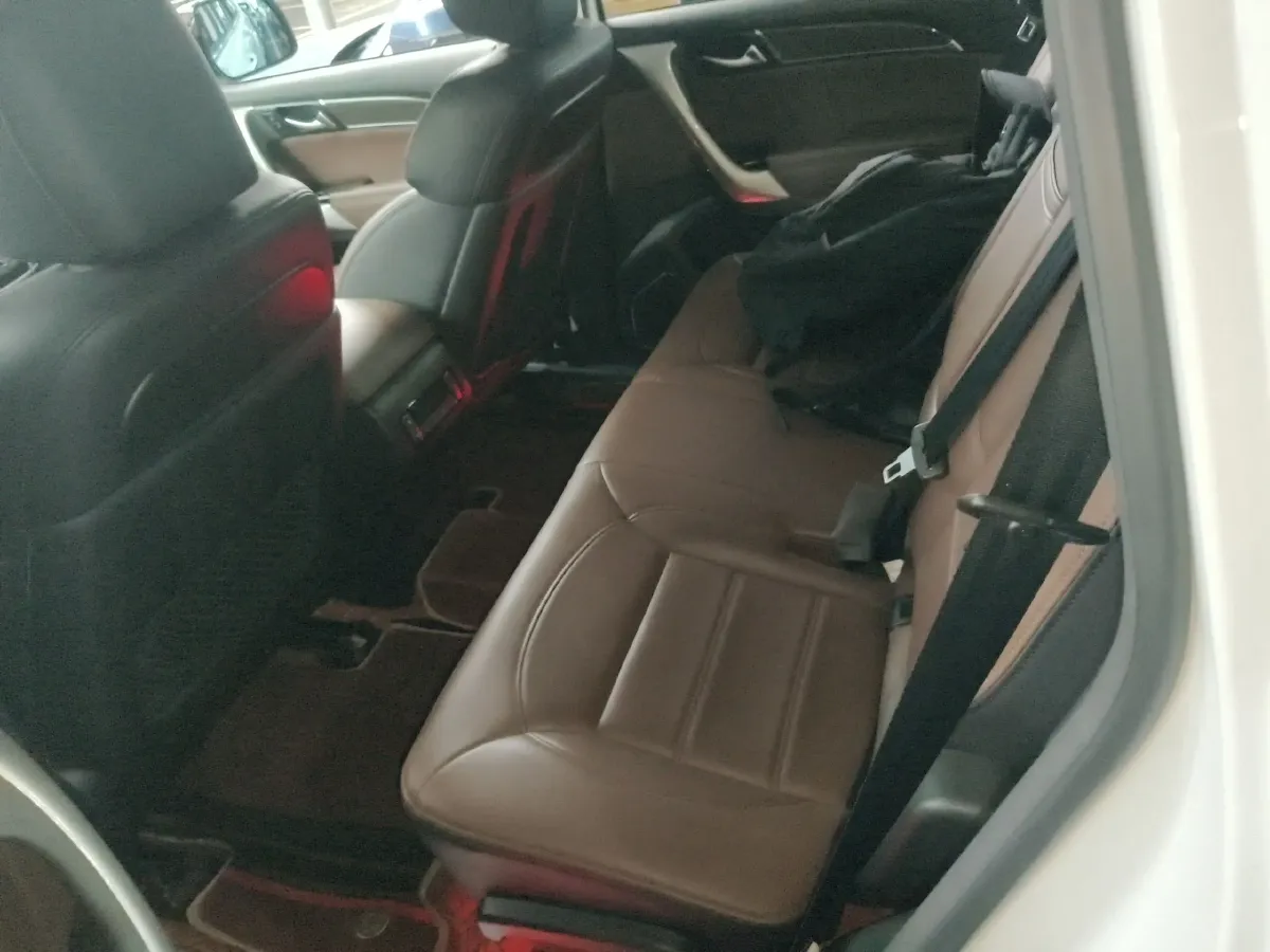 2016 Haval H9 2.0T 218HP L4 6AT,autocango,china used car exporter,china ev exporter,chinese used car exporter,chinese used ev exporter