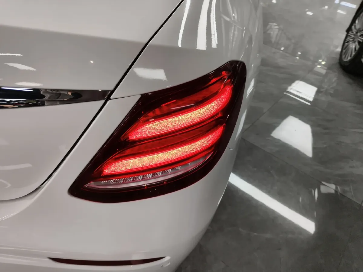 2020 Mercedes-Benz E Class 2.0T 258HP L4 9AT,autocango,china used car exporter,china ev exporter,chinese used car exporter,chinese used ev exporter