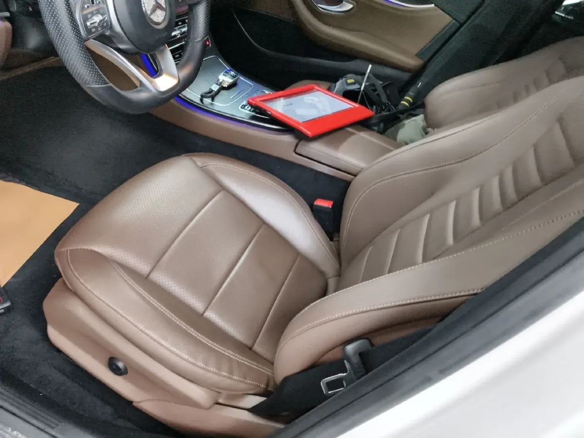 2020 Mercedes-Benz E Class 2.0T 258HP L4 9AT,autocango,china used car exporter,china ev exporter,chinese used car exporter,chinese used ev exporter