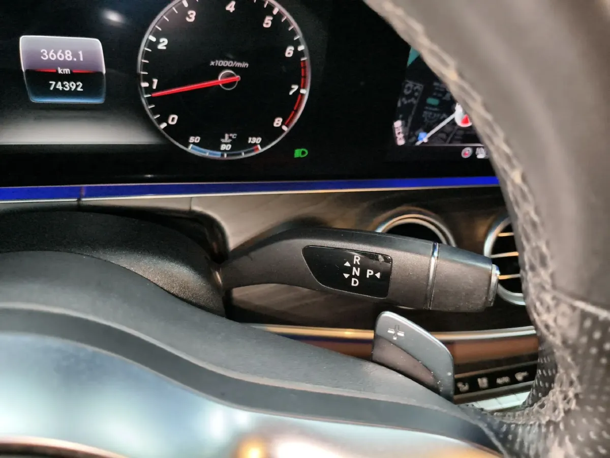 2020 Mercedes-Benz E Class 2.0T 258HP L4 9AT,autocango,china used car exporter,china ev exporter,chinese used car exporter,chinese used ev exporter