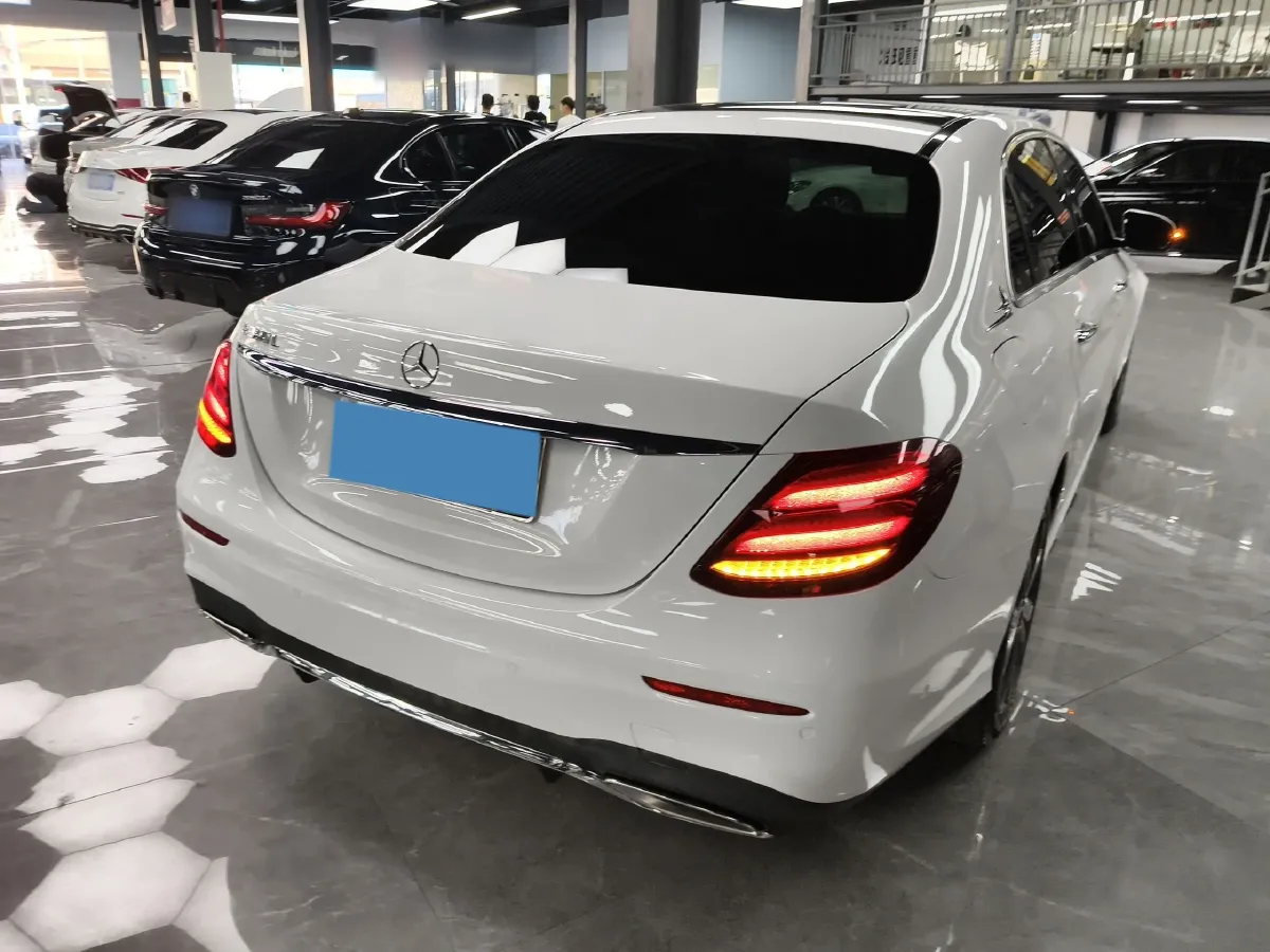 2020 Mercedes-Benz E Class 2.0T 258HP L4 9AT,autocango,china used car exporter,china ev exporter,chinese used car exporter,chinese used ev exporter